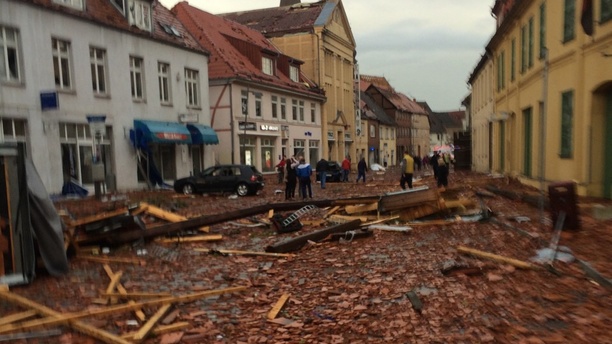 Bützow Straße Ziegel Trümmer