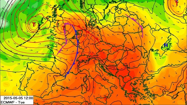 Theta-E 850 hPa, Bodendruck und Fronten am 05.05.15 12 UTC